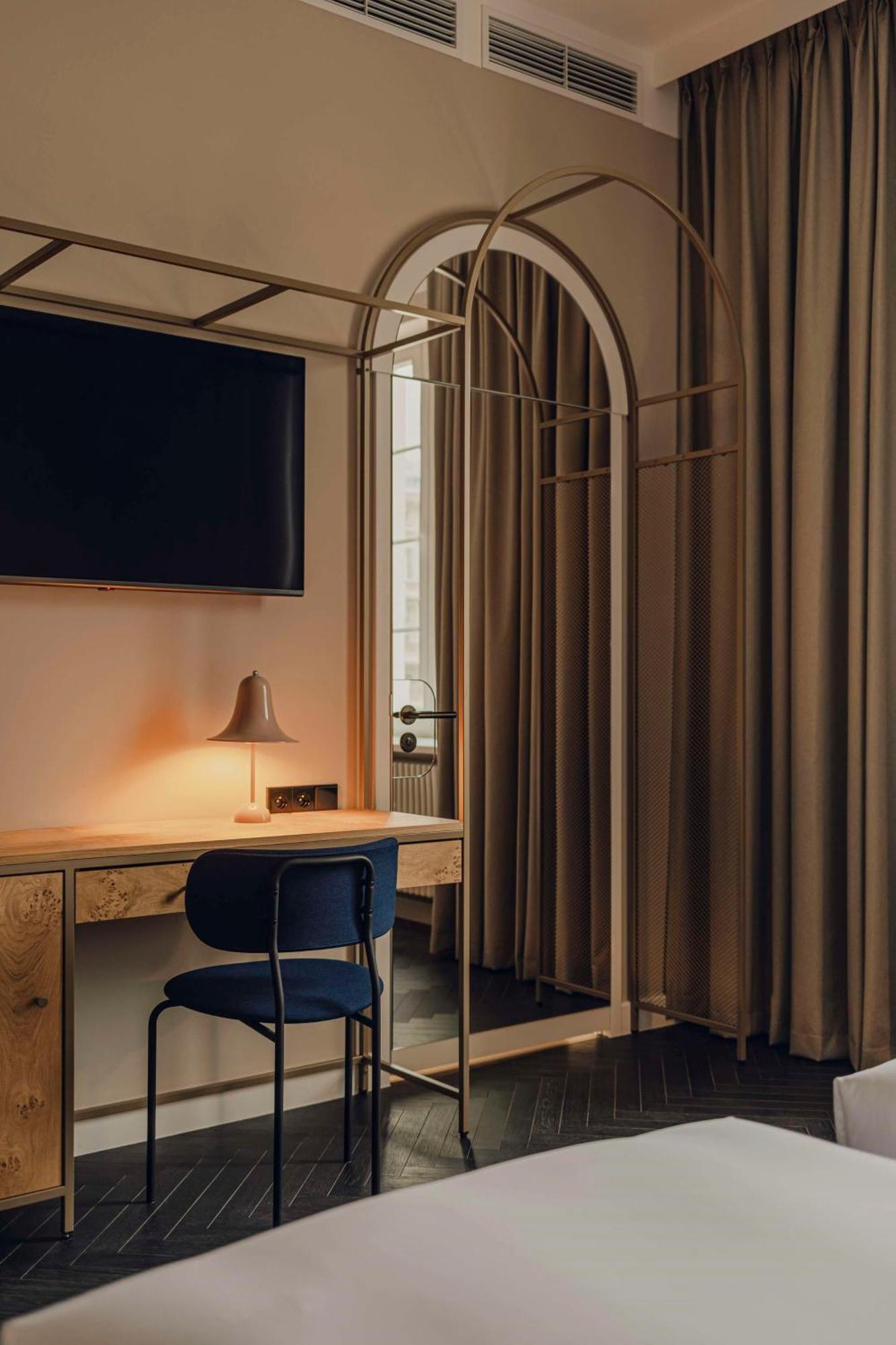 Flaner Hotel, Worldhotels Crafted Warschau Buitenkant foto