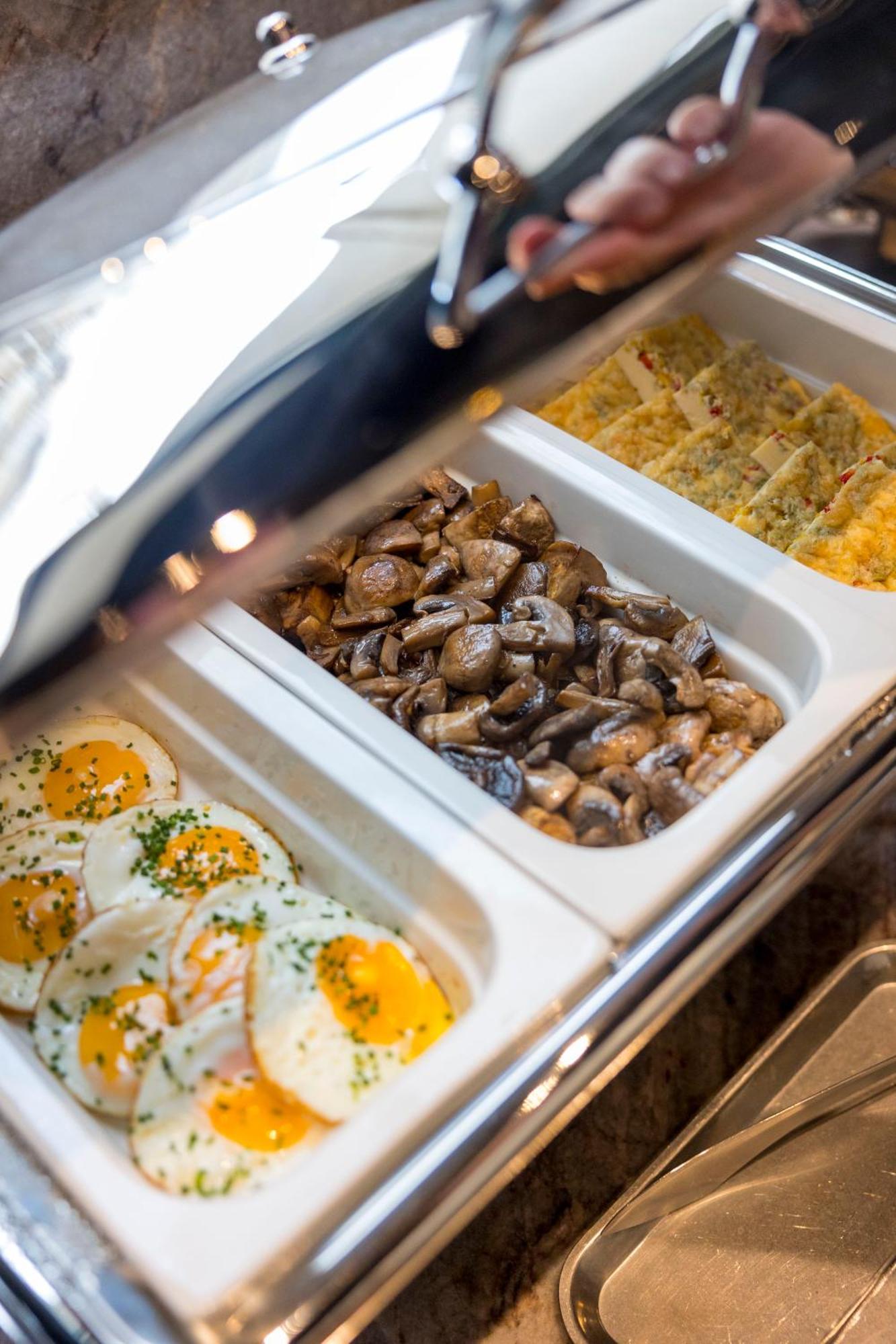 Flaner Hotel, Worldhotels Crafted Warschau Buitenkant foto